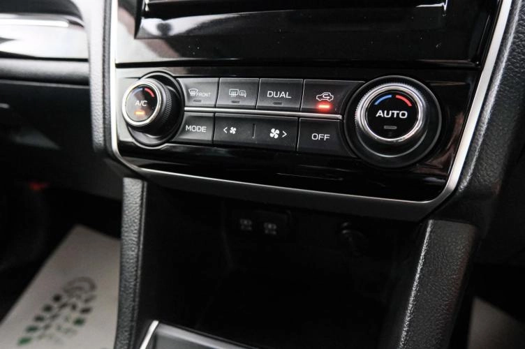 Subaru Levorg 17 из 24