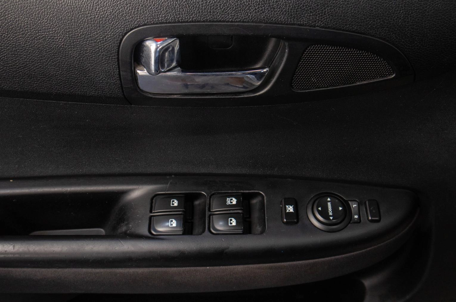 Hyundai i20 8 из 21