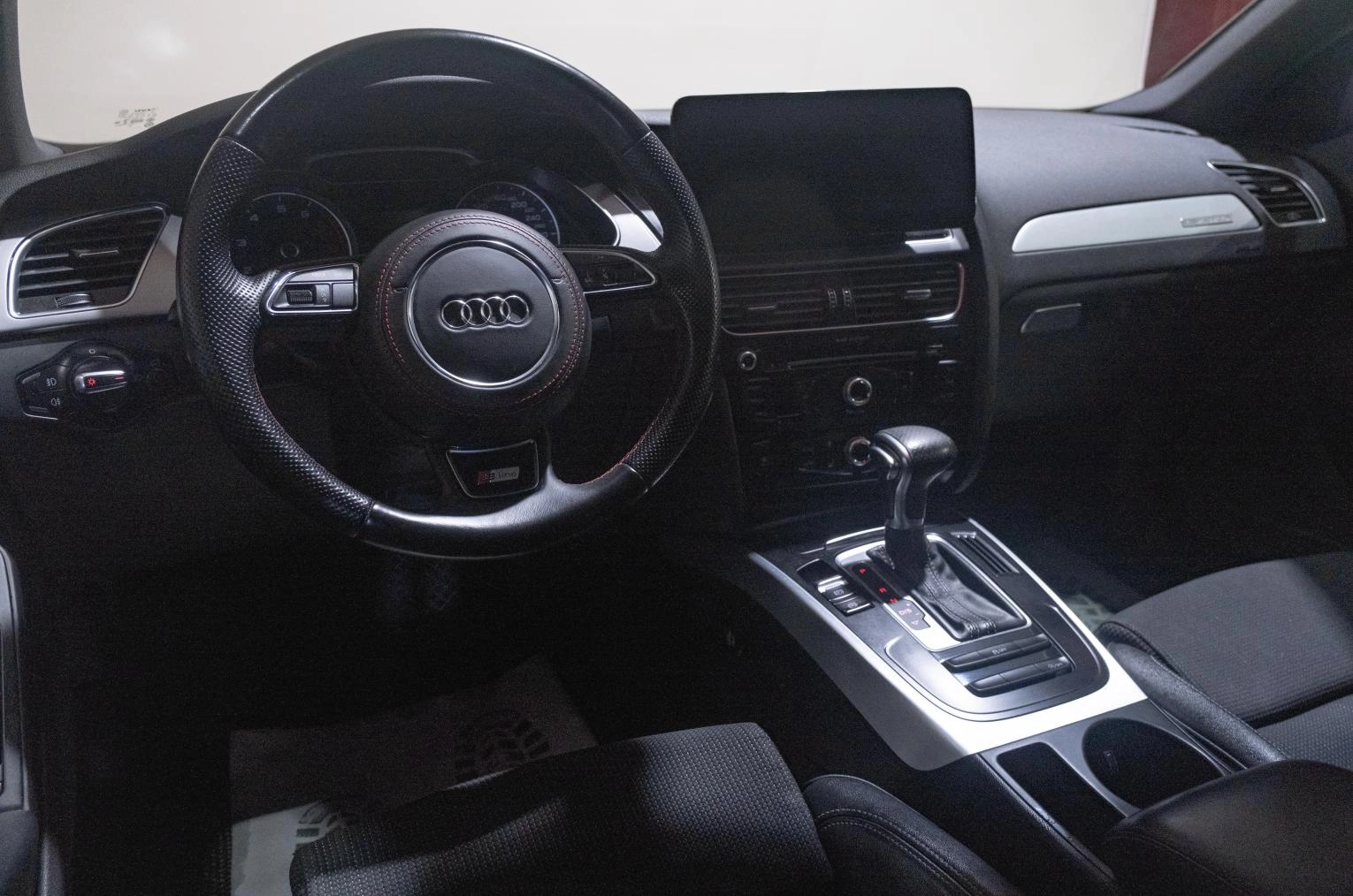 Audi A4 10 из 22
