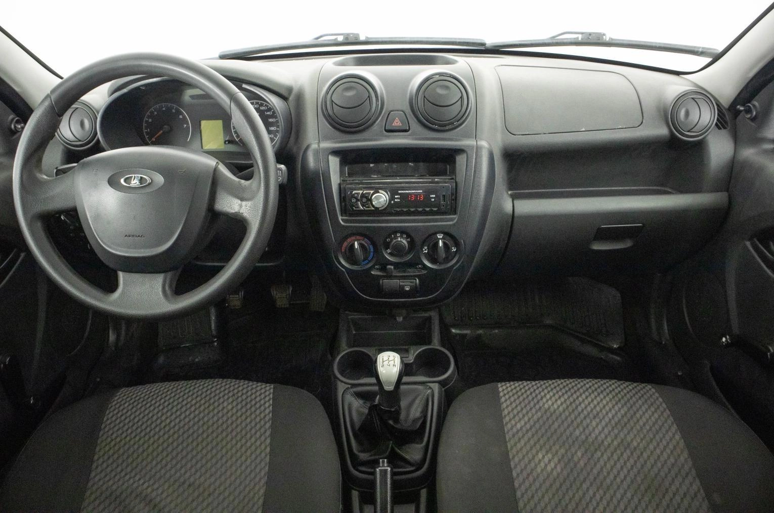 ВАЗ (LADA) Granta 24 из 37