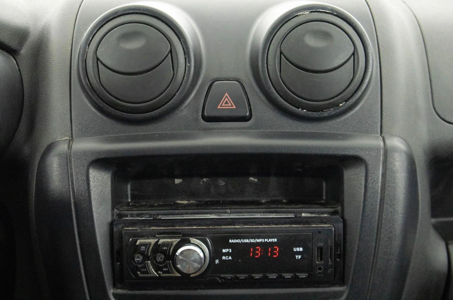 ВАЗ (LADA) Granta 28 из 37