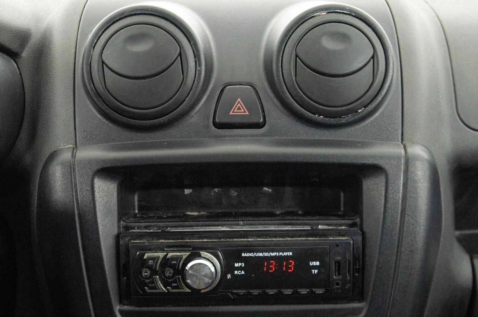 ВАЗ (LADA) Granta 29 из 37