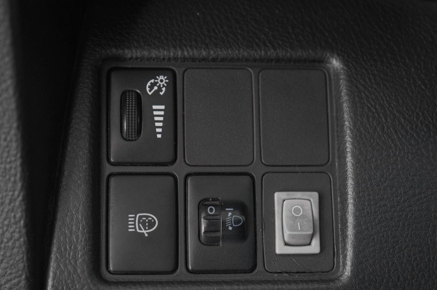 Toyota RAV4 23 из 25