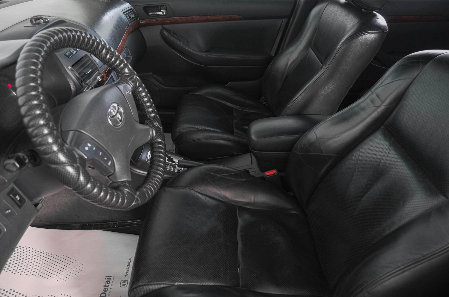 Toyota Avensis 8 из 25