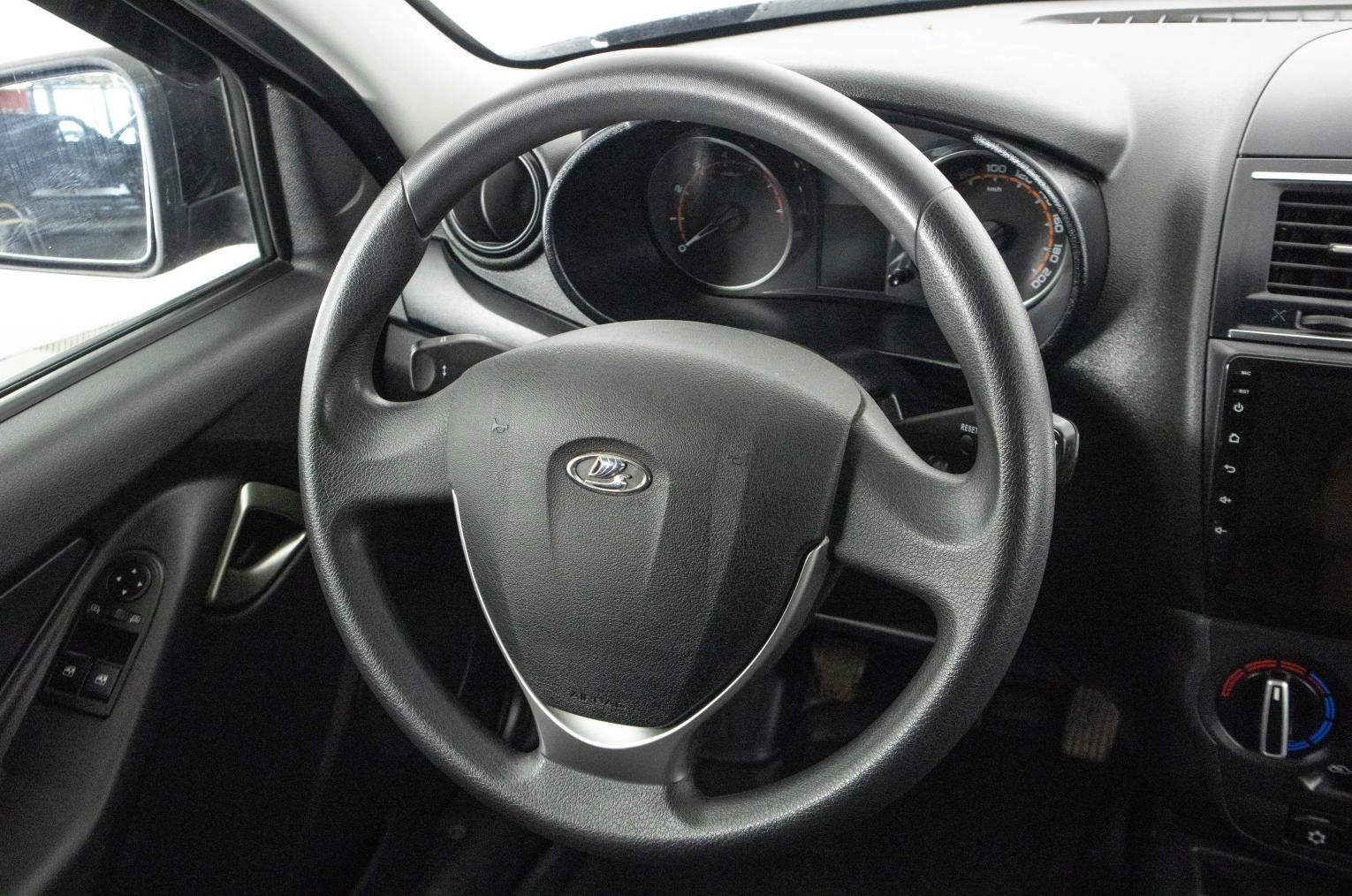 ВАЗ (LADA) Granta 12 из 21