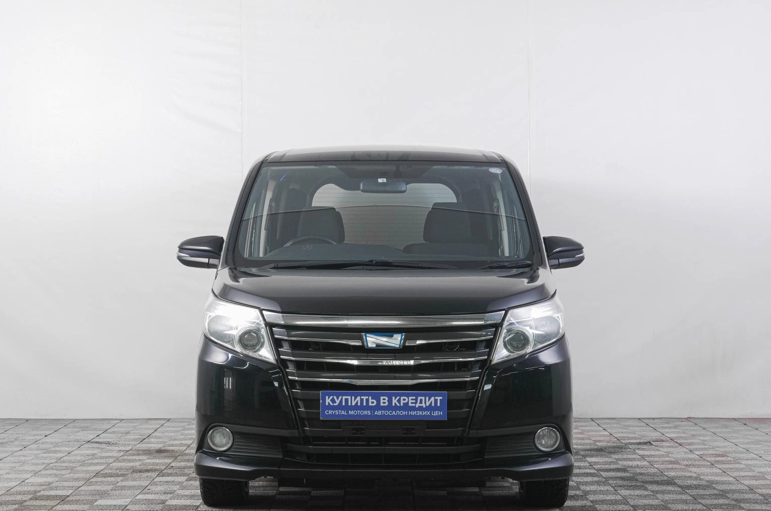Toyota Noah 2 из 21
