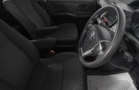 Toyota Noah 11 из 21
