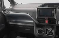 Toyota Noah 12 из 21