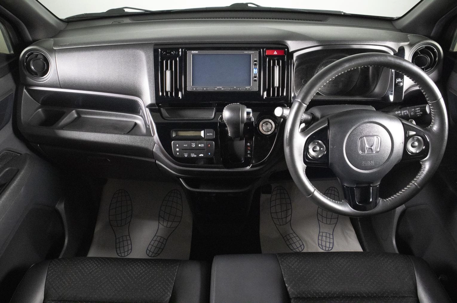 Honda N-WGN 14 из 19
