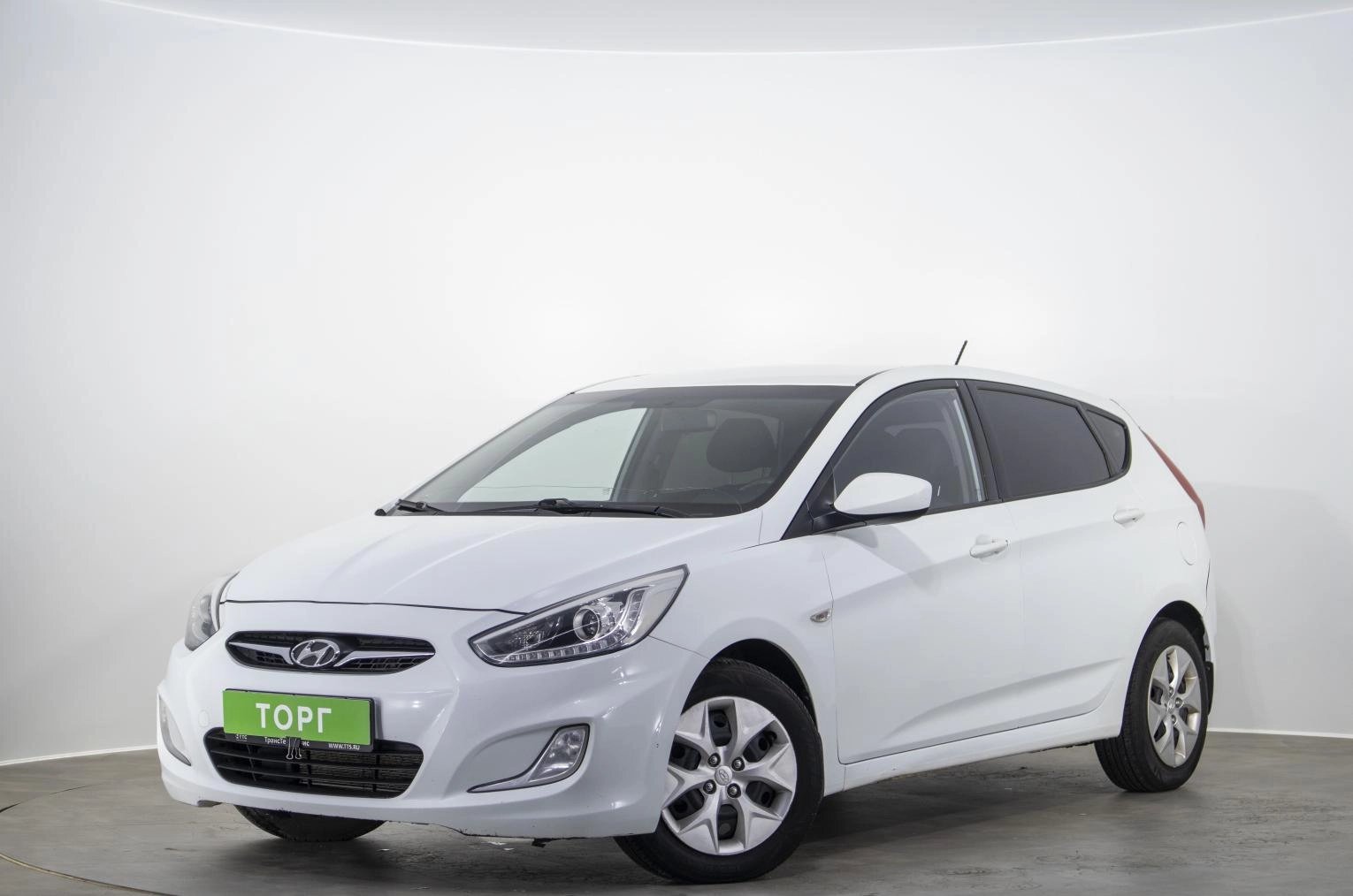 Hyundai Solaris 3 из 19