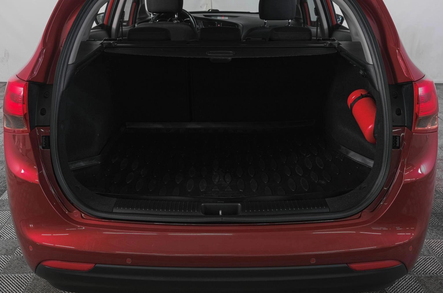 KIA cee'd 7 из 23