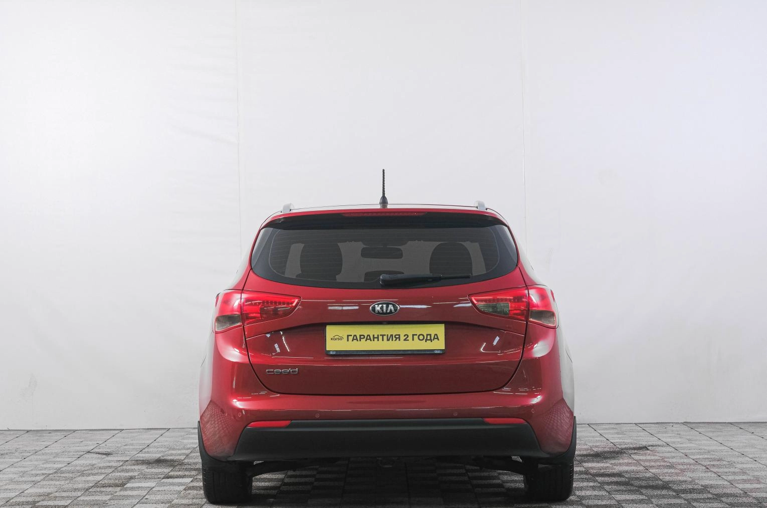 KIA cee'd 5 из 23