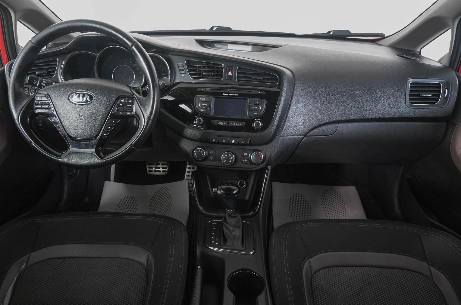 KIA cee'd 13 из 23