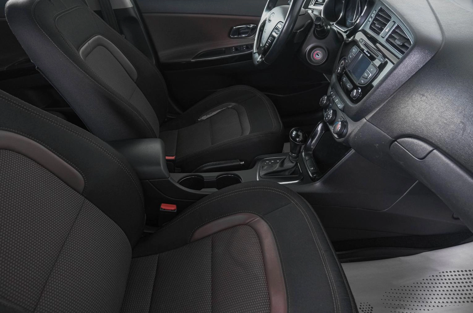 KIA cee'd 11 из 23