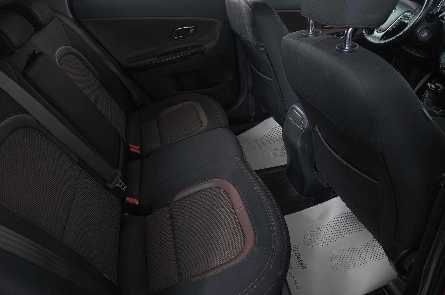 KIA cee'd 10 из 23