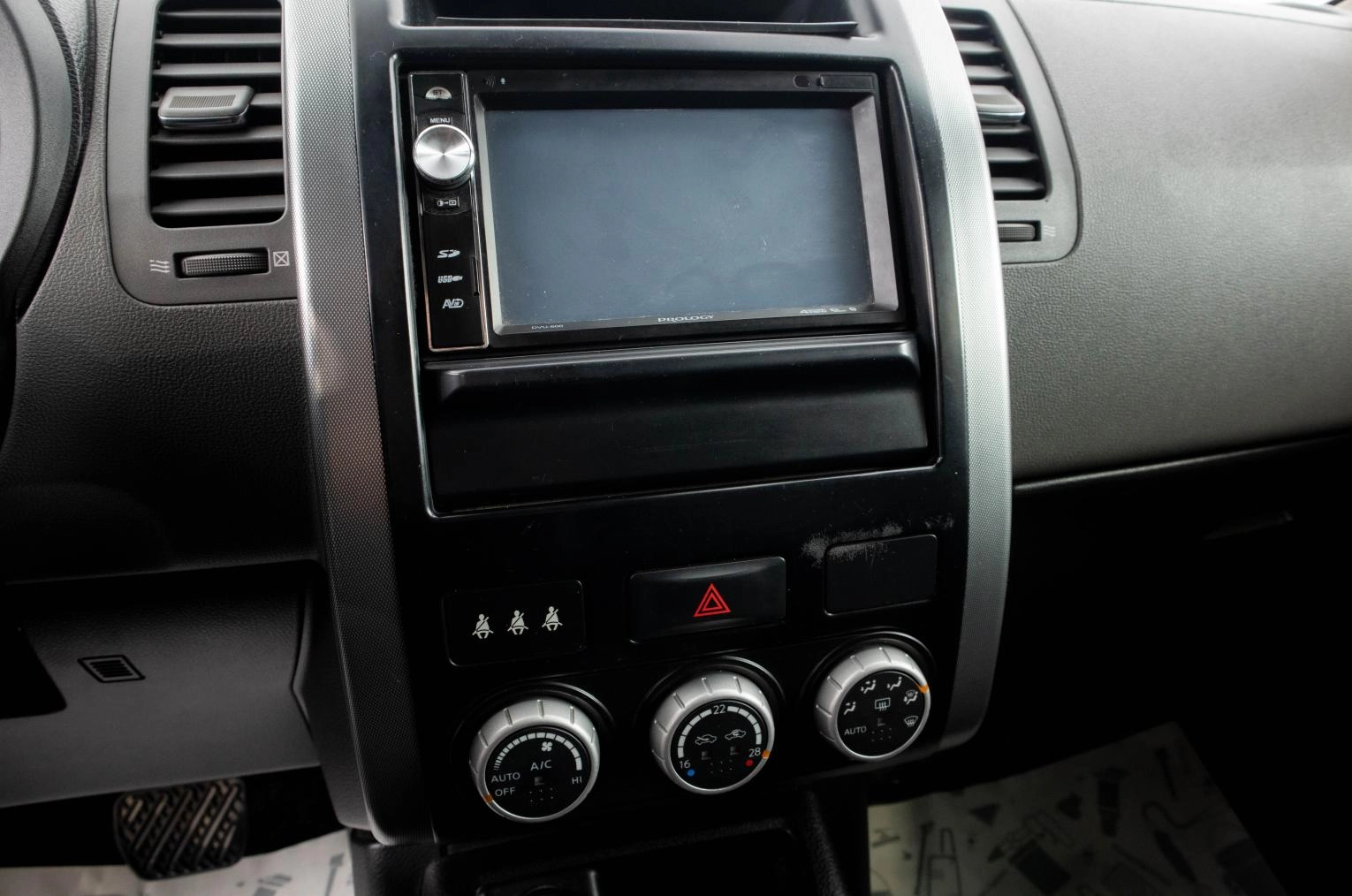 Nissan X-Trail 18 из 27