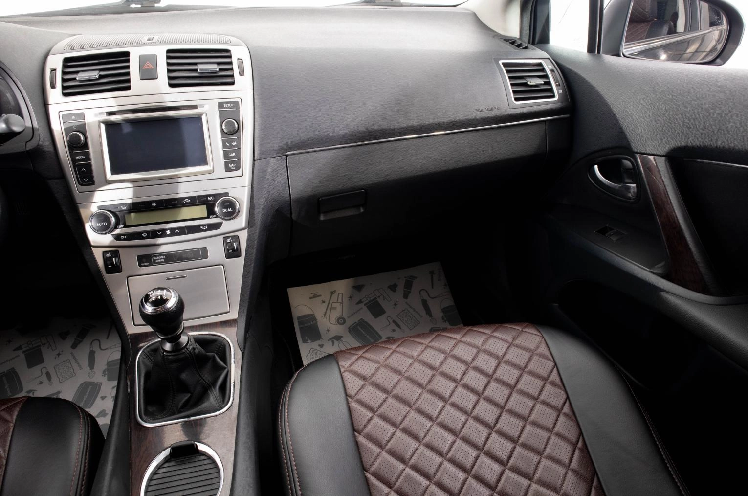 Toyota Avensis 22 из 26