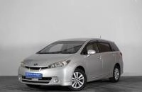 Toyota Wish 3 из 18