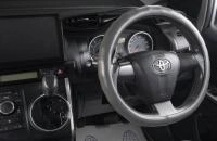 Toyota Wish 15 из 18