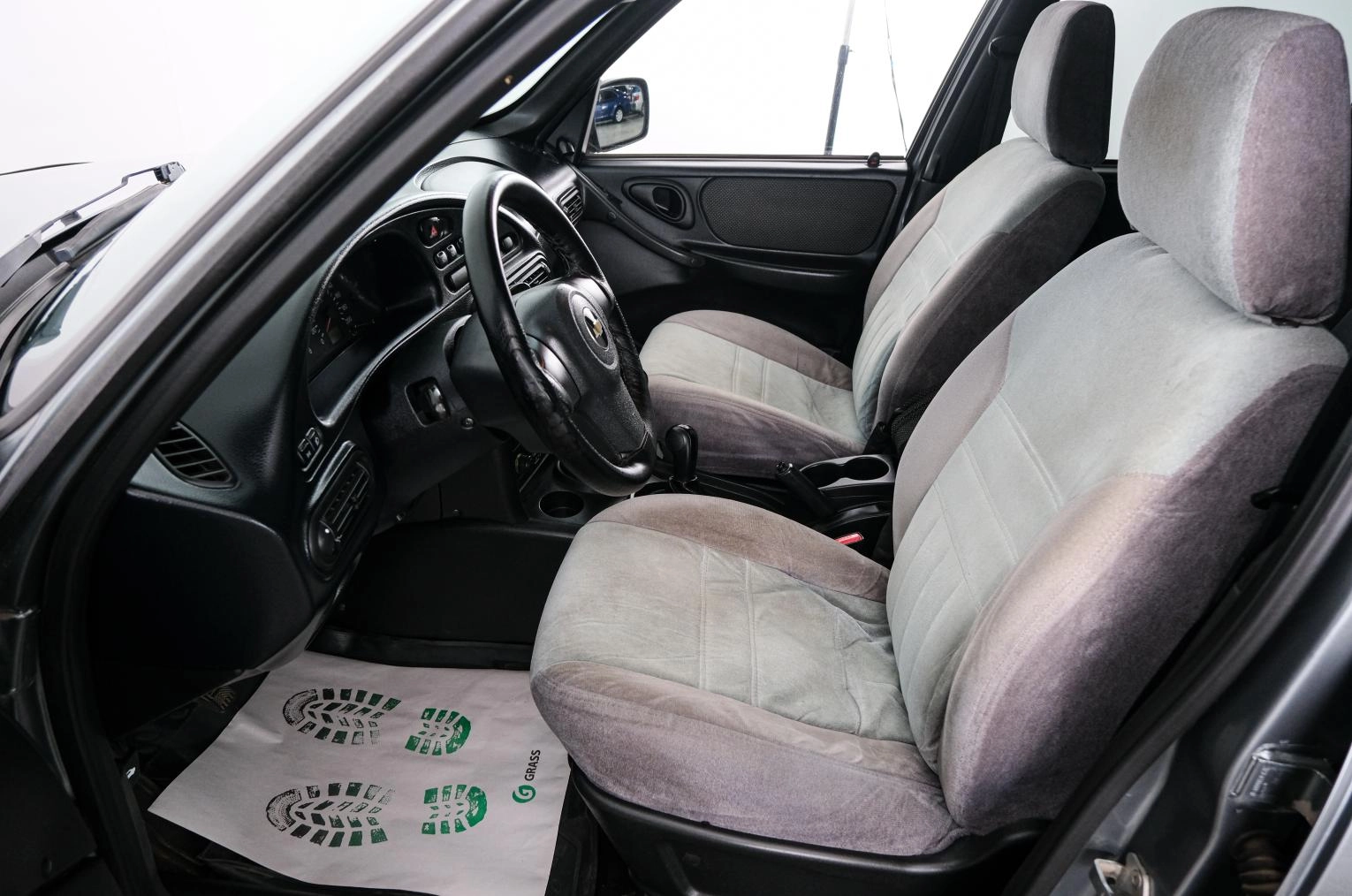 Chevrolet Niva 7 из 23