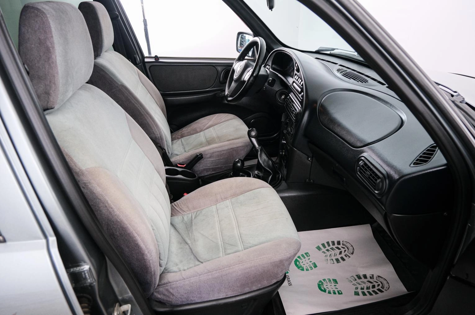 Chevrolet Niva 13 из 23