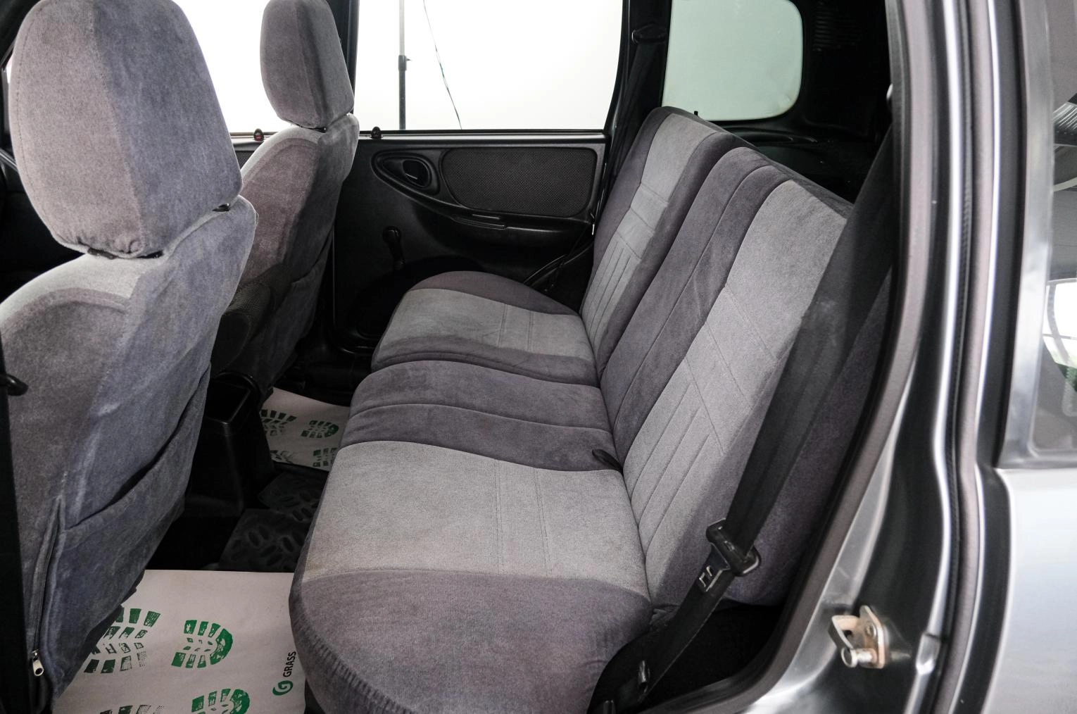Chevrolet Niva 21 из 23