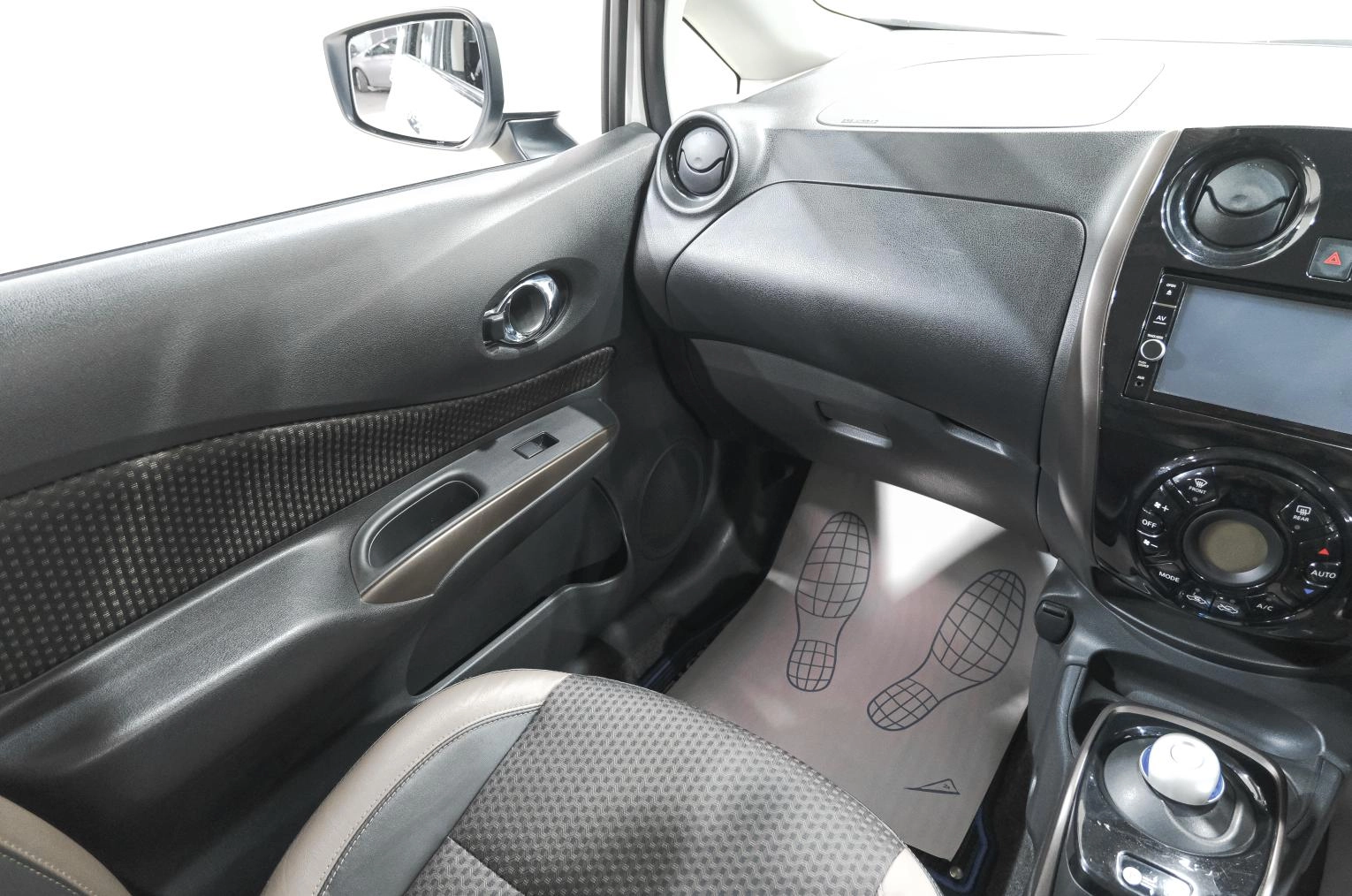 Nissan Note 11 из 26
