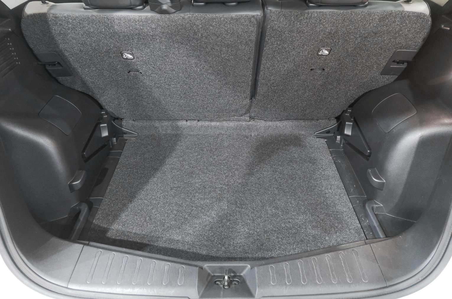 Nissan Note 26 из 26