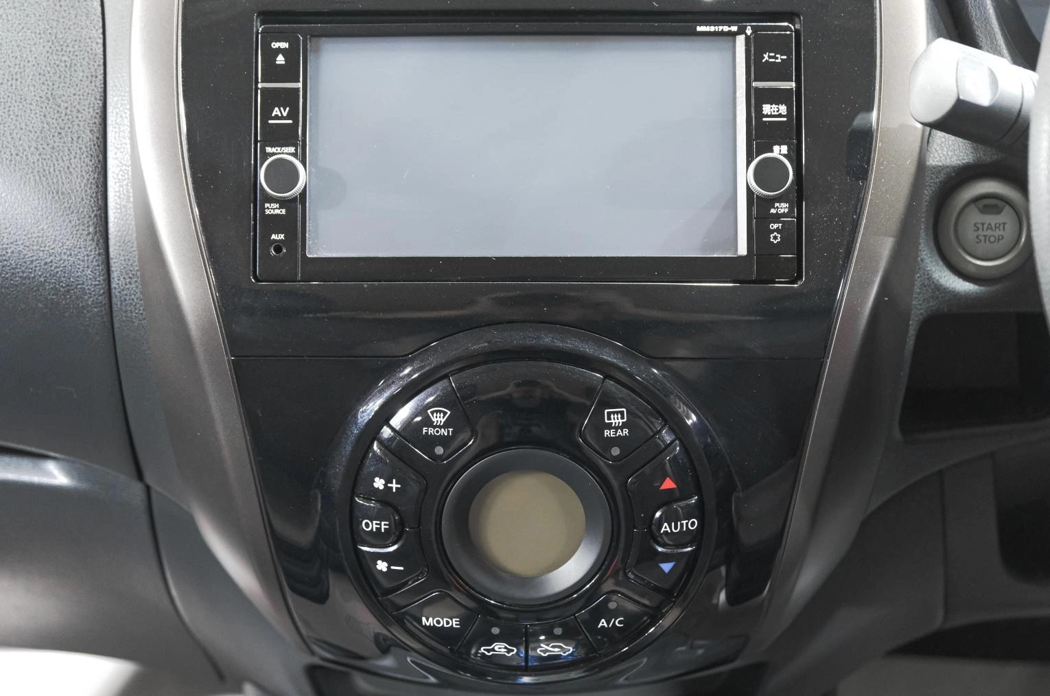 Nissan Note 15 из 26