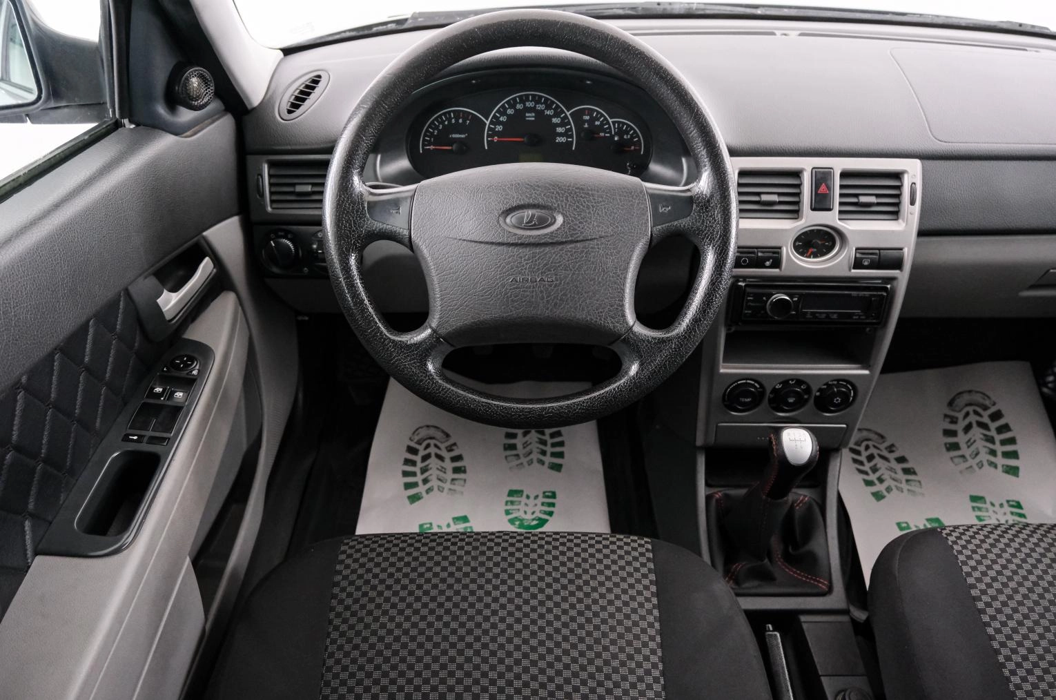 ВАЗ (LADA) Priora 14 из 22
