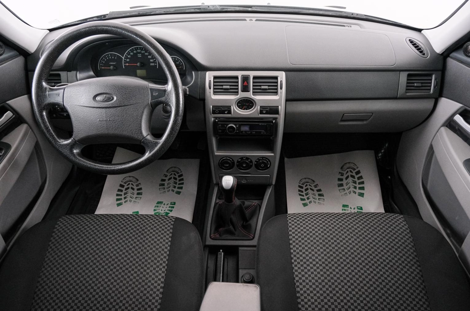 ВАЗ (LADA) Priora 10 из 22