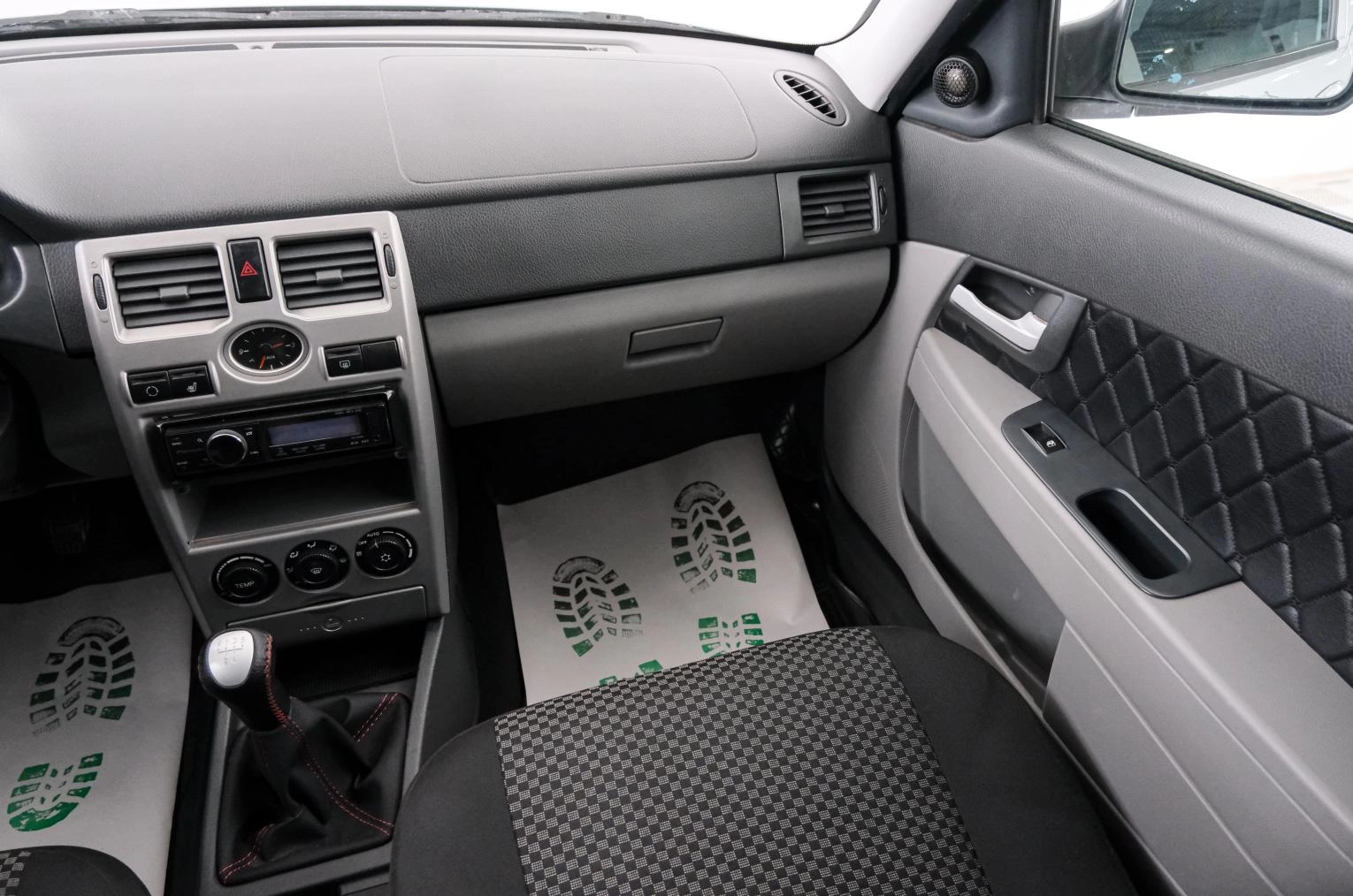 ВАЗ (LADA) Priora 11 из 22