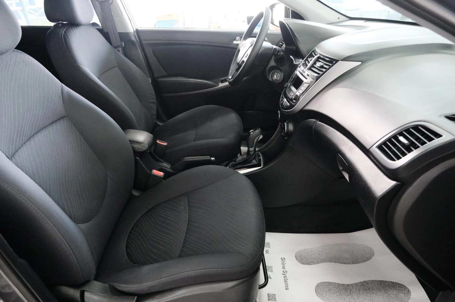 Hyundai Solaris 21 из 25