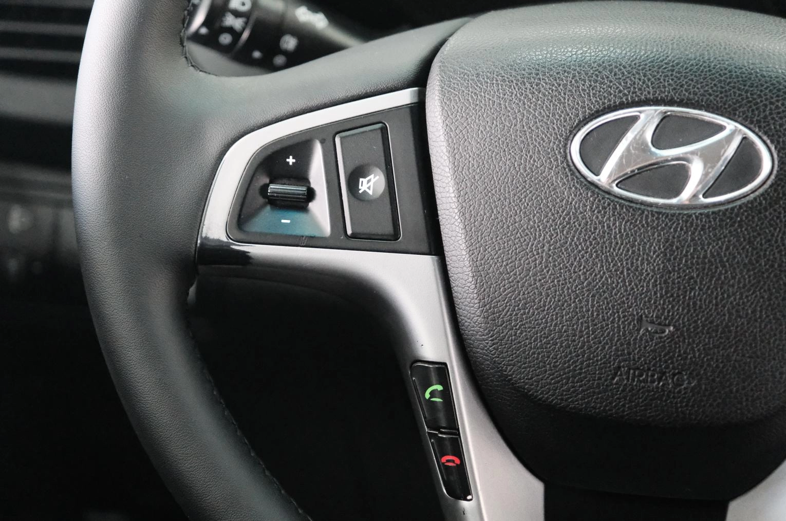 Hyundai Solaris 13 из 25