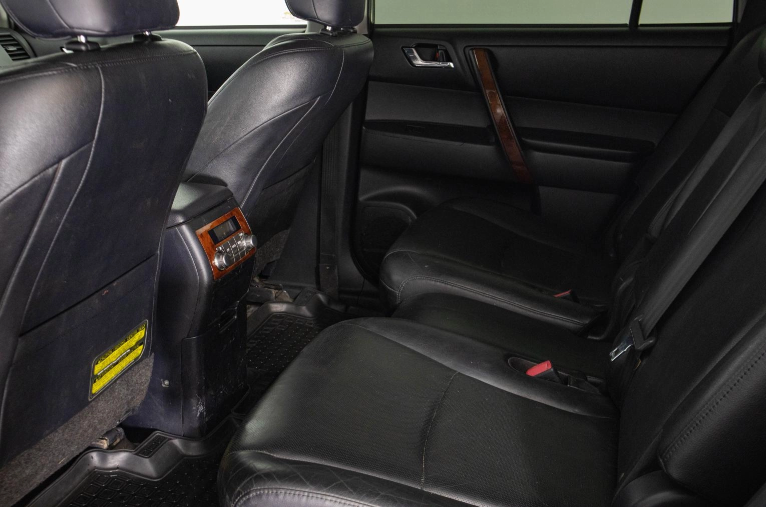 Toyota Highlander 11 из 30