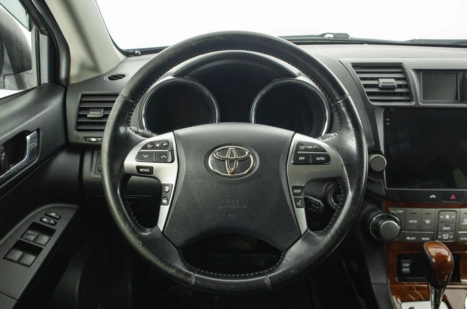 Toyota Highlander 20 из 30