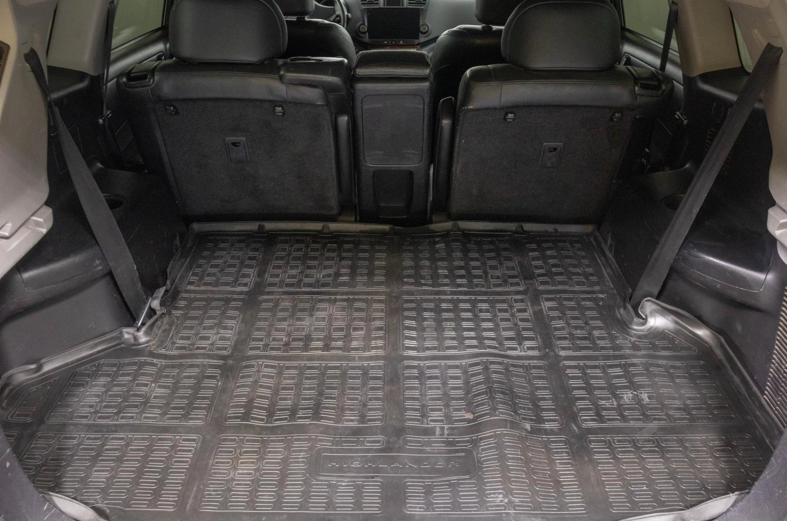 Toyota Highlander 7 из 30