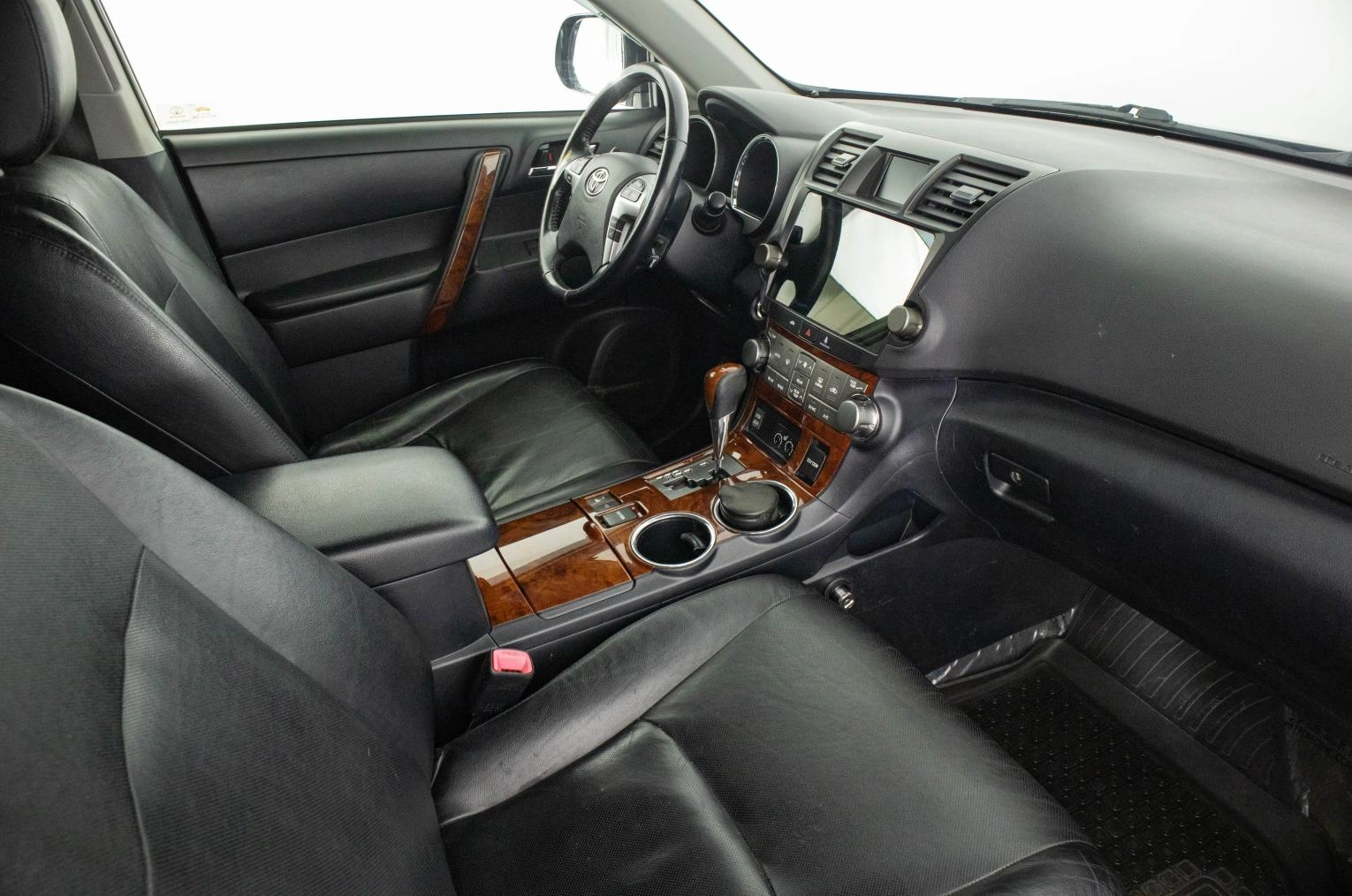 Toyota Highlander 15 из 30