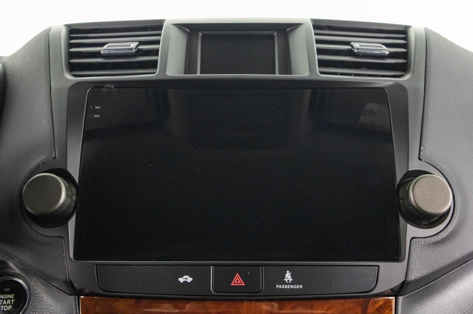 Toyota Highlander 24 из 30