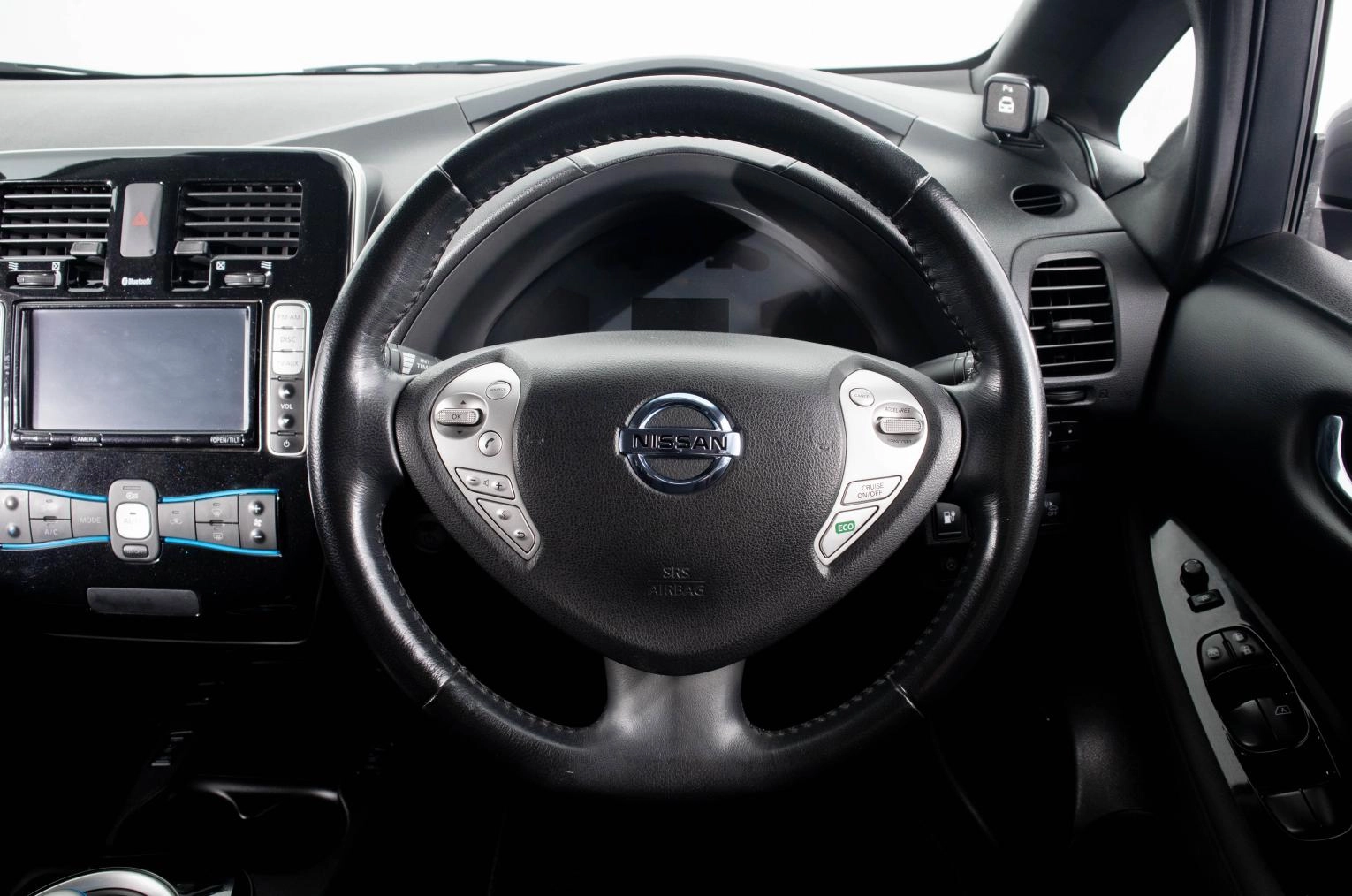 Nissan Leaf 15 из 30