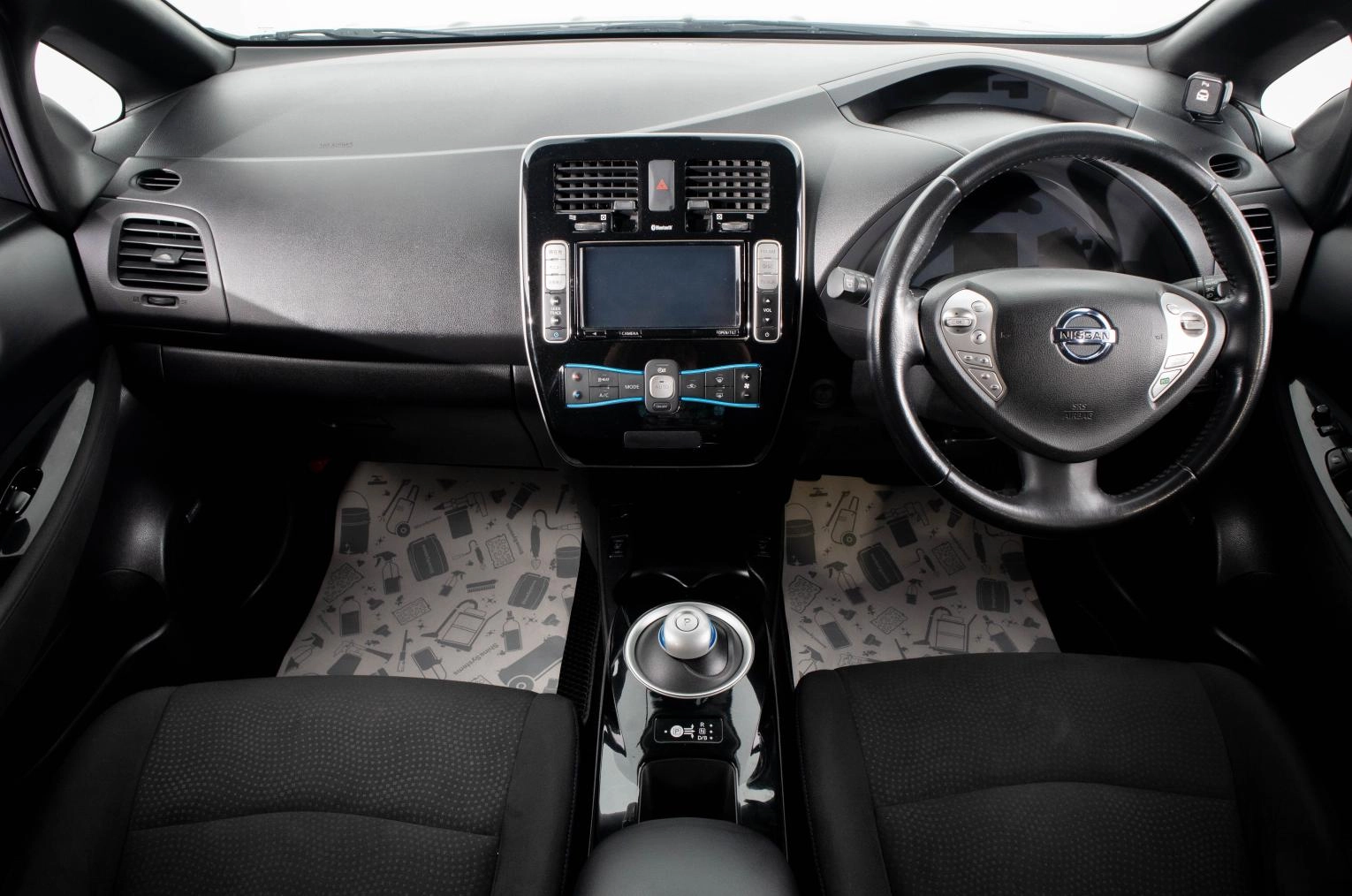 Nissan Leaf 11 из 30