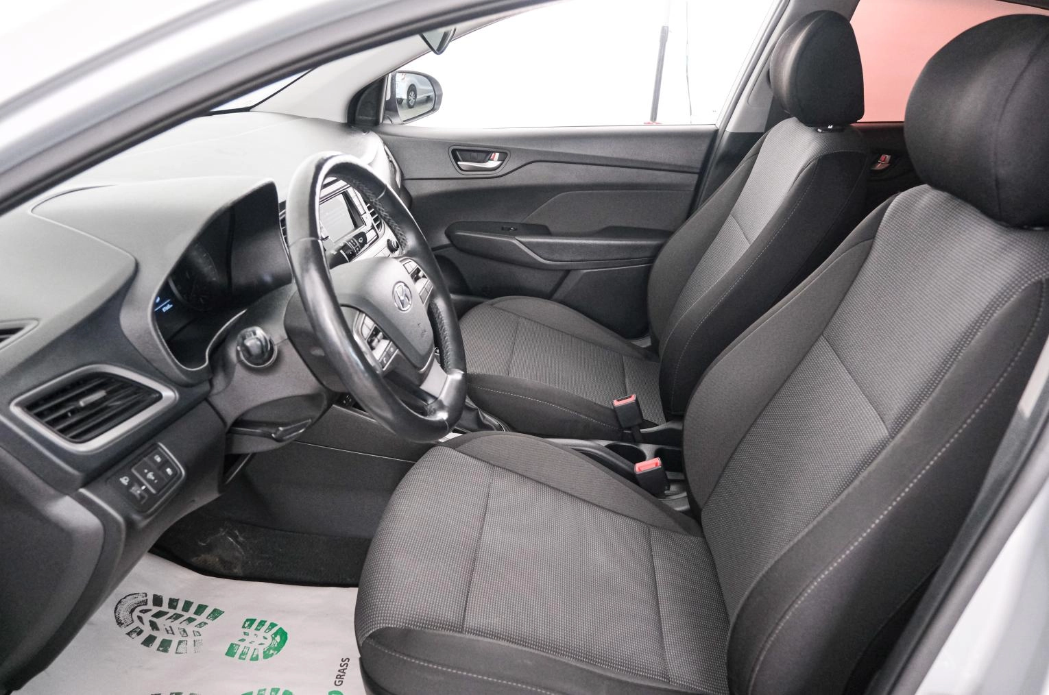 Hyundai Solaris 7 из 21