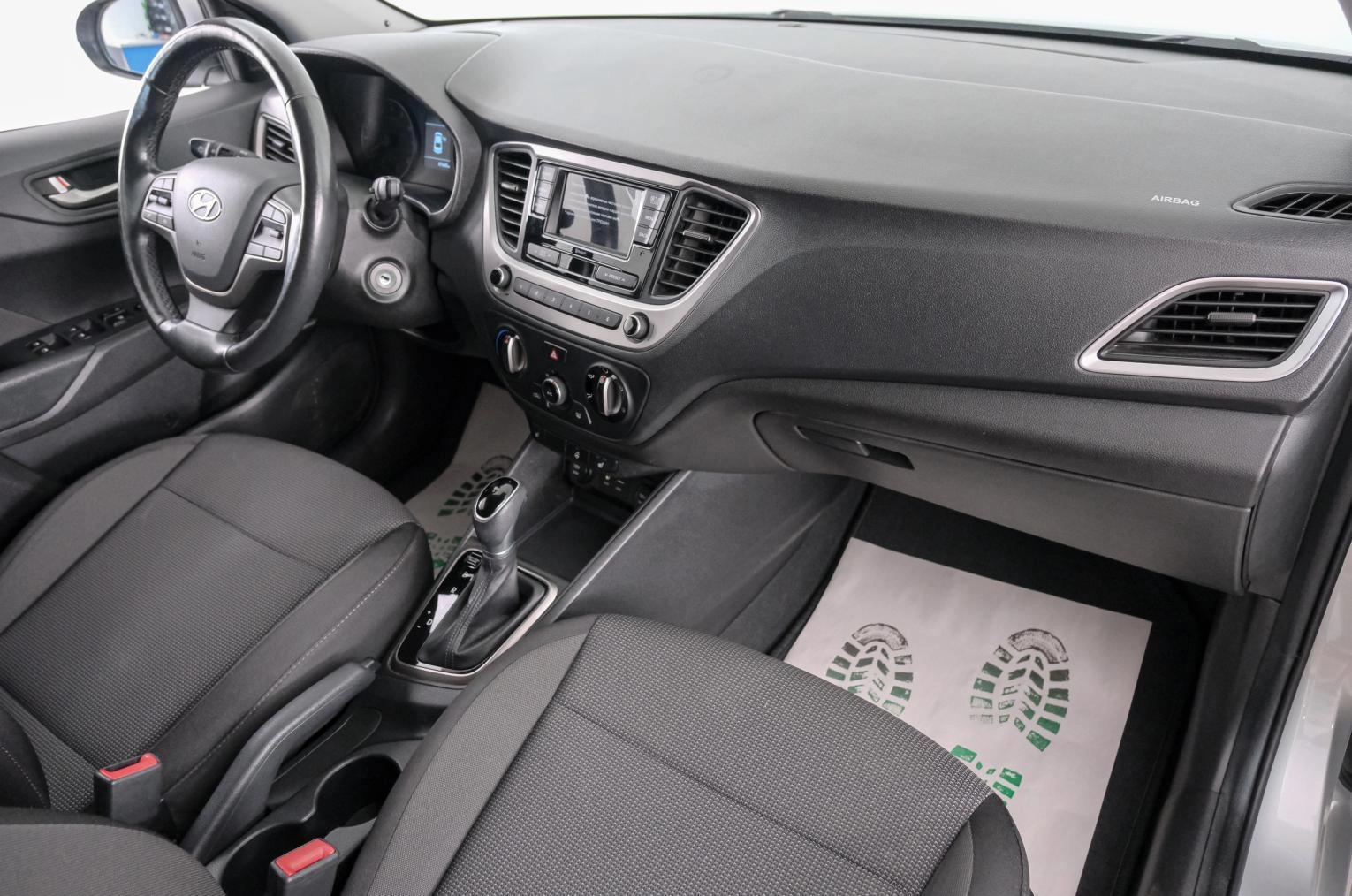 Hyundai Solaris 12 из 21