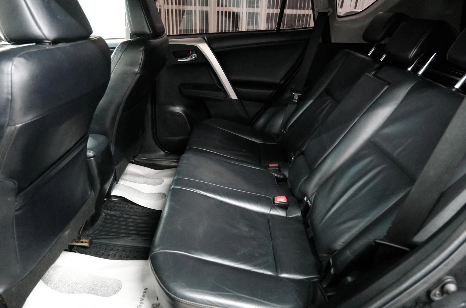 Toyota RAV4 23 из 26