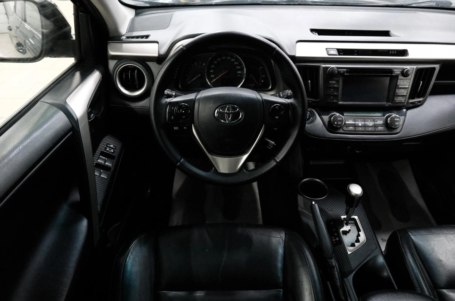 Toyota RAV4 10 из 26