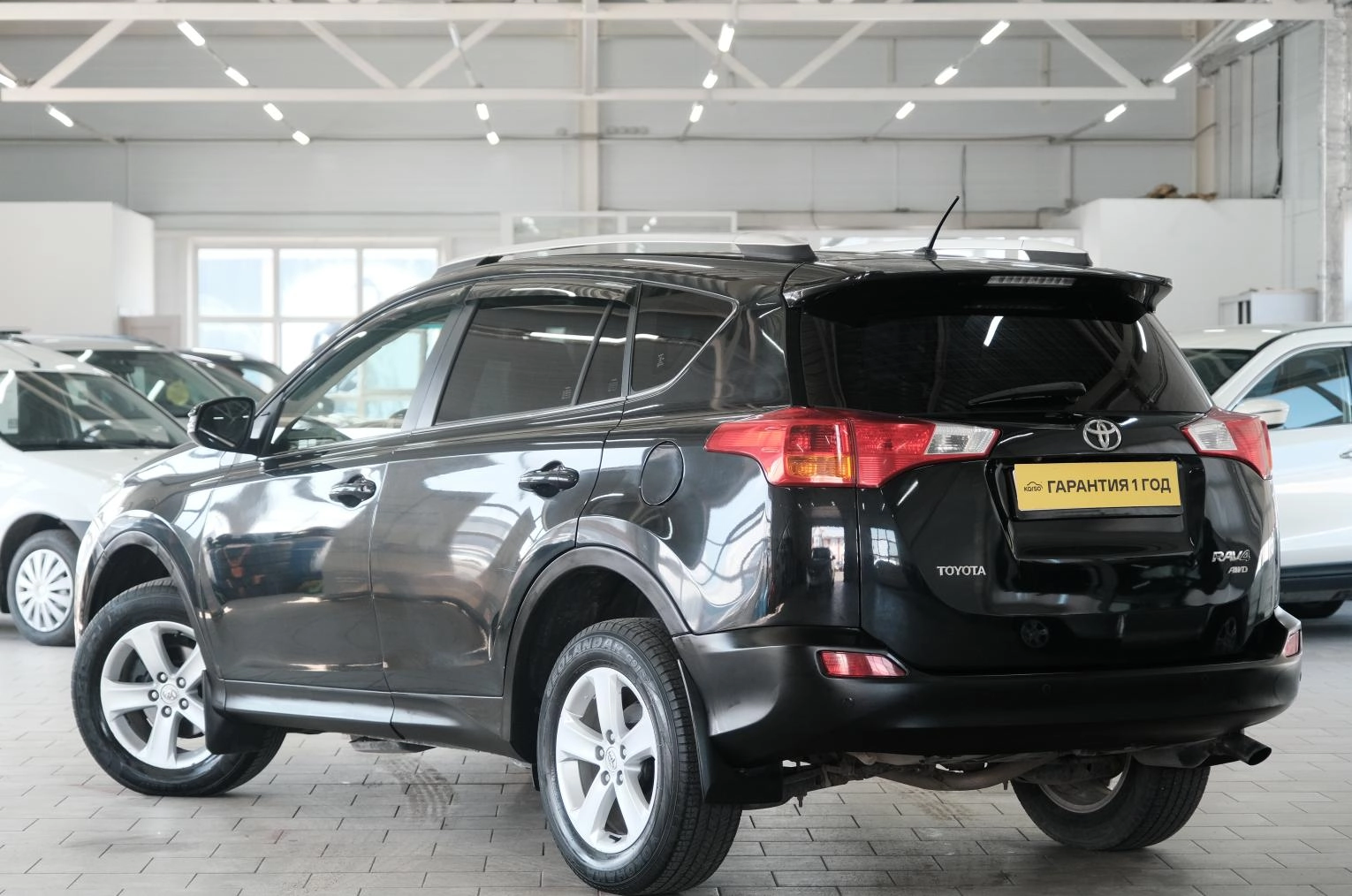 Toyota RAV4 4 из 26