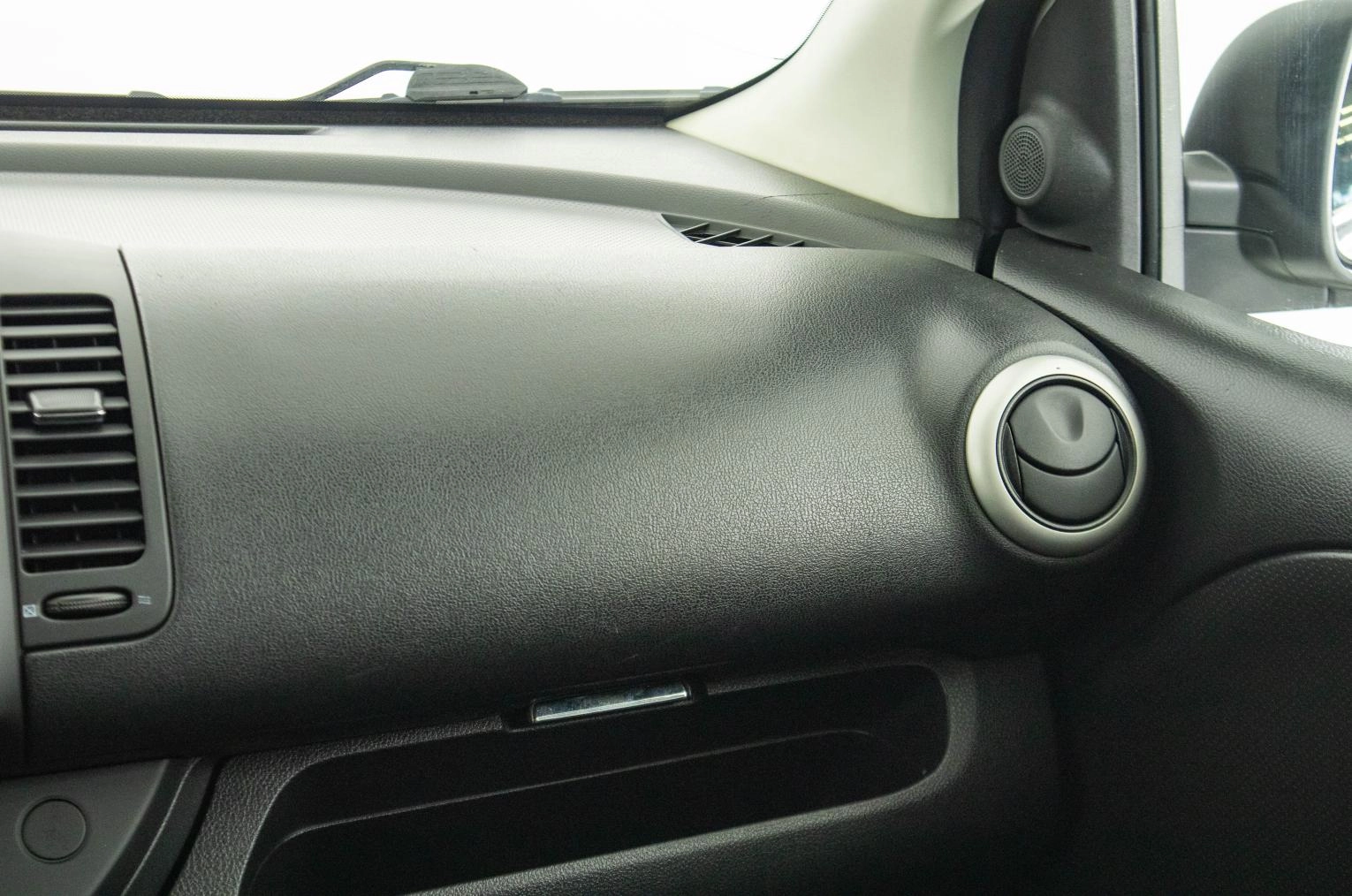 Nissan Note 14 из 23