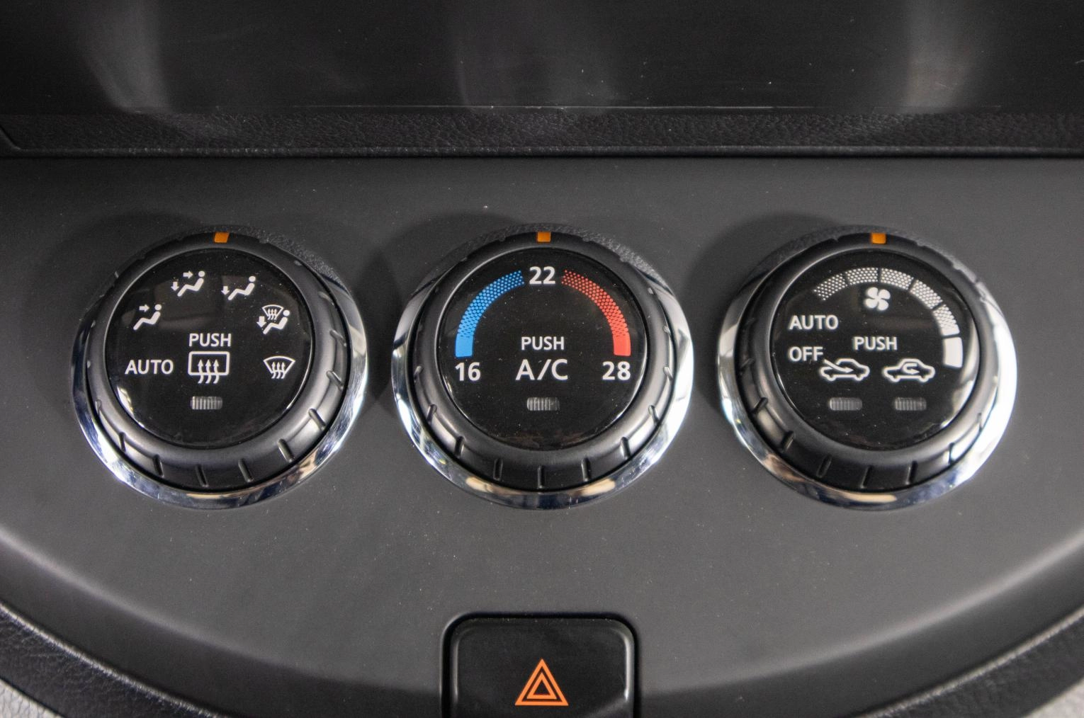 Nissan Note 18 из 23