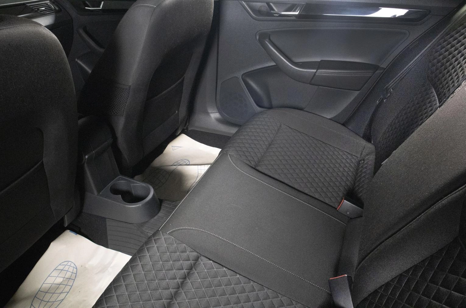 Skoda Rapid 18 из 19