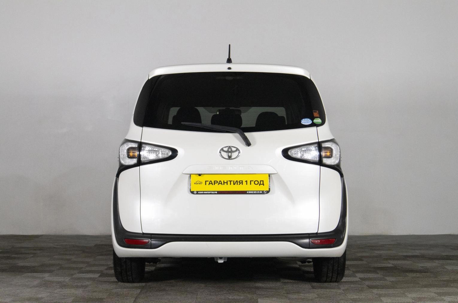 Toyota Sienta 5 из 19